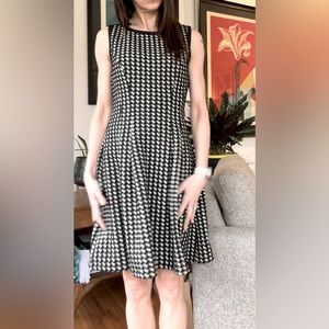 Max Studio Houndstooth Sleeveless Dress Size Small